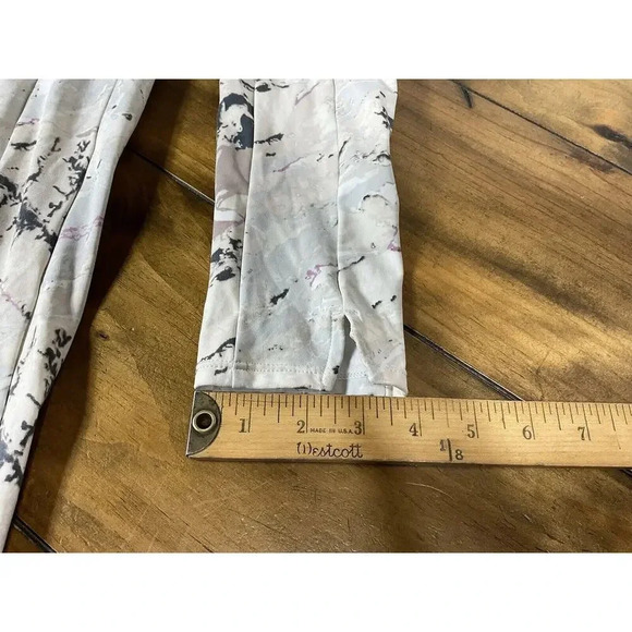 GYMSHARK | ORI LEGGINGS White Marble Print High Rise 7/8 Length Size Small - Picture 6 of 7